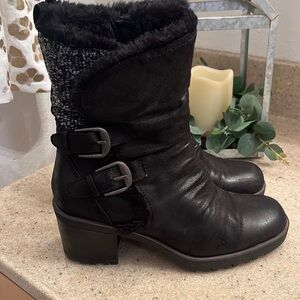 Baretraps brand size 7M Tevin black boots with faux fur zip closure